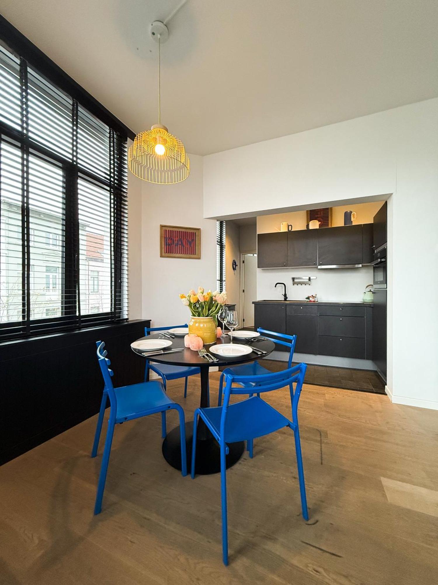 Bauhaus Suites Antwerp Exterior photo